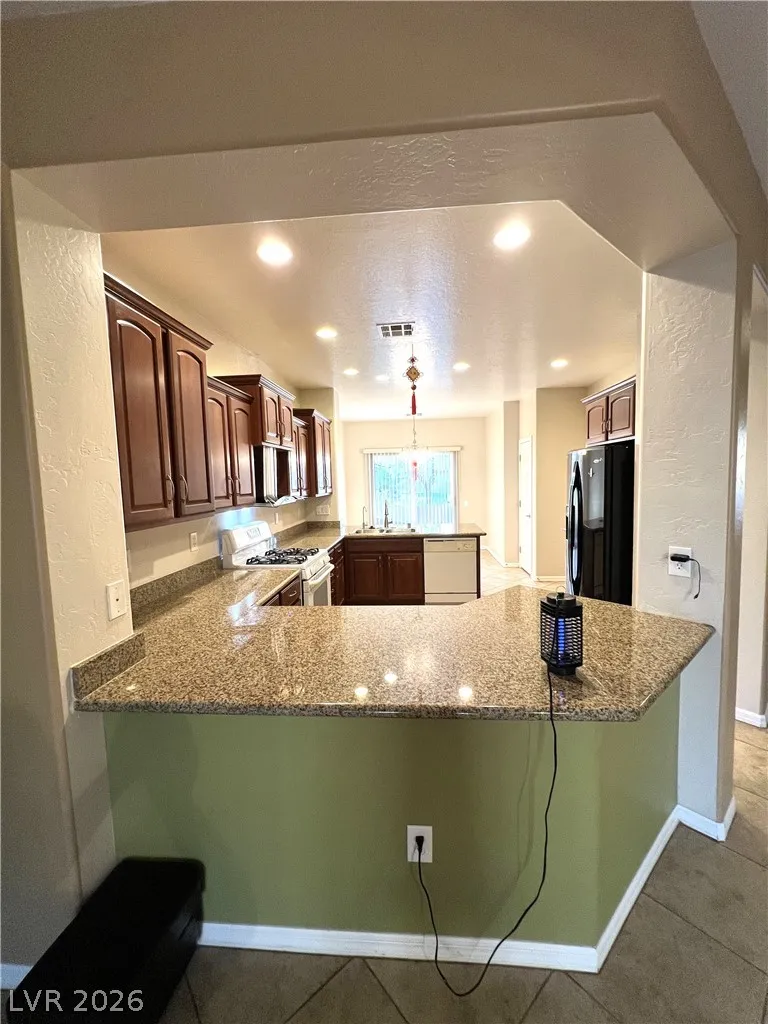 4205 Gliding Gulls Avenue North Las Vegas, NV 89084