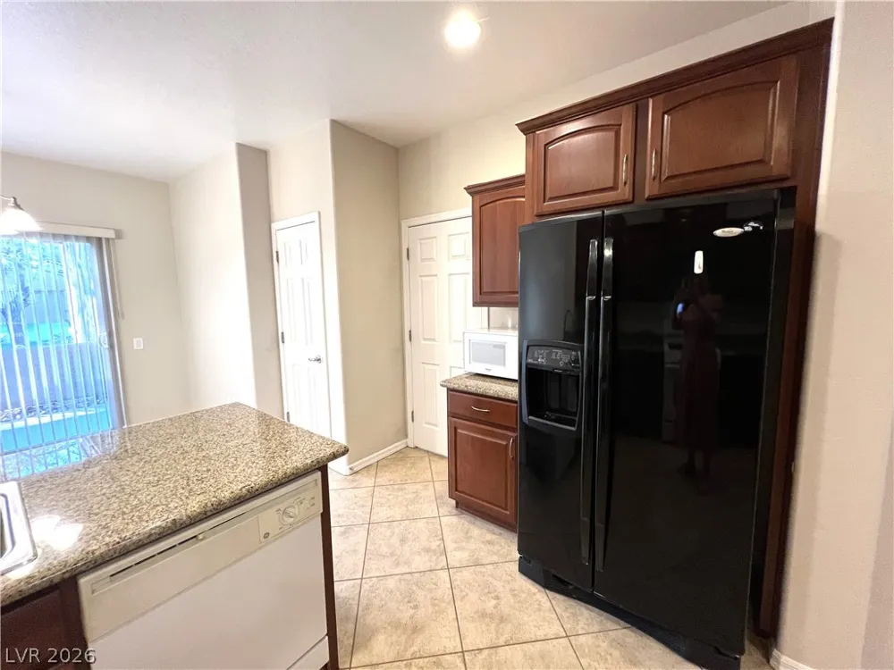 4205 Gliding Gulls Avenue North Las Vegas, NV 89084