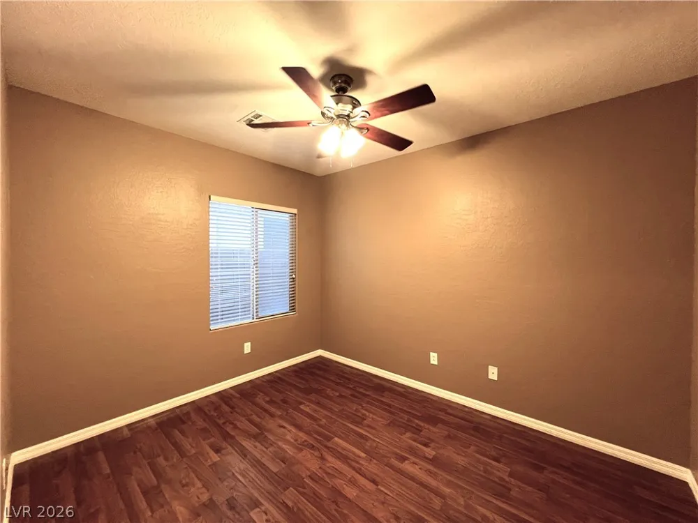 4205 Gliding Gulls Avenue North Las Vegas, NV 89084