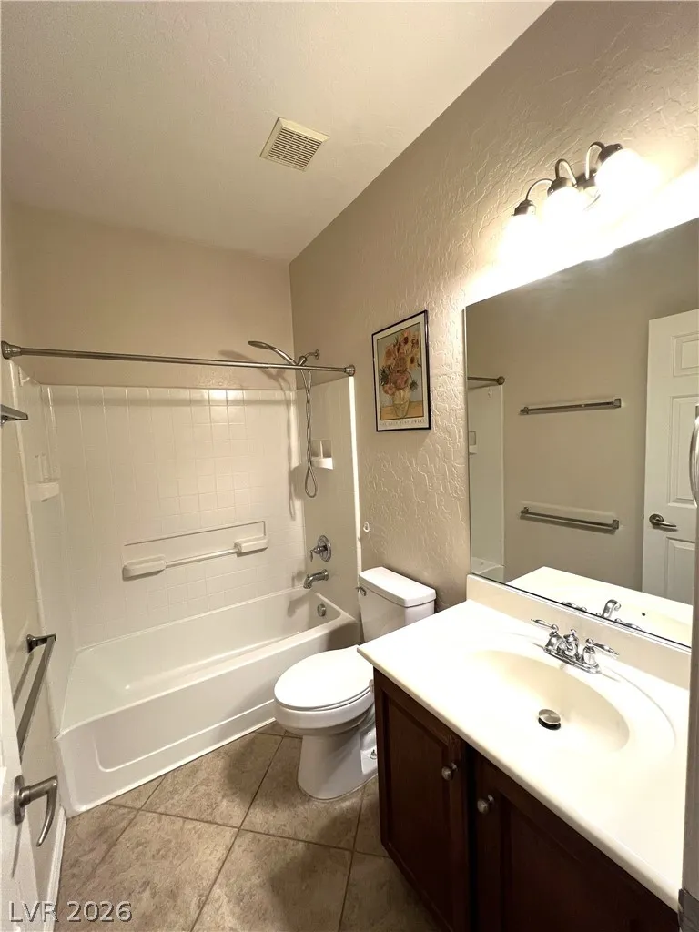 4205 Gliding Gulls Avenue North Las Vegas, NV 89084