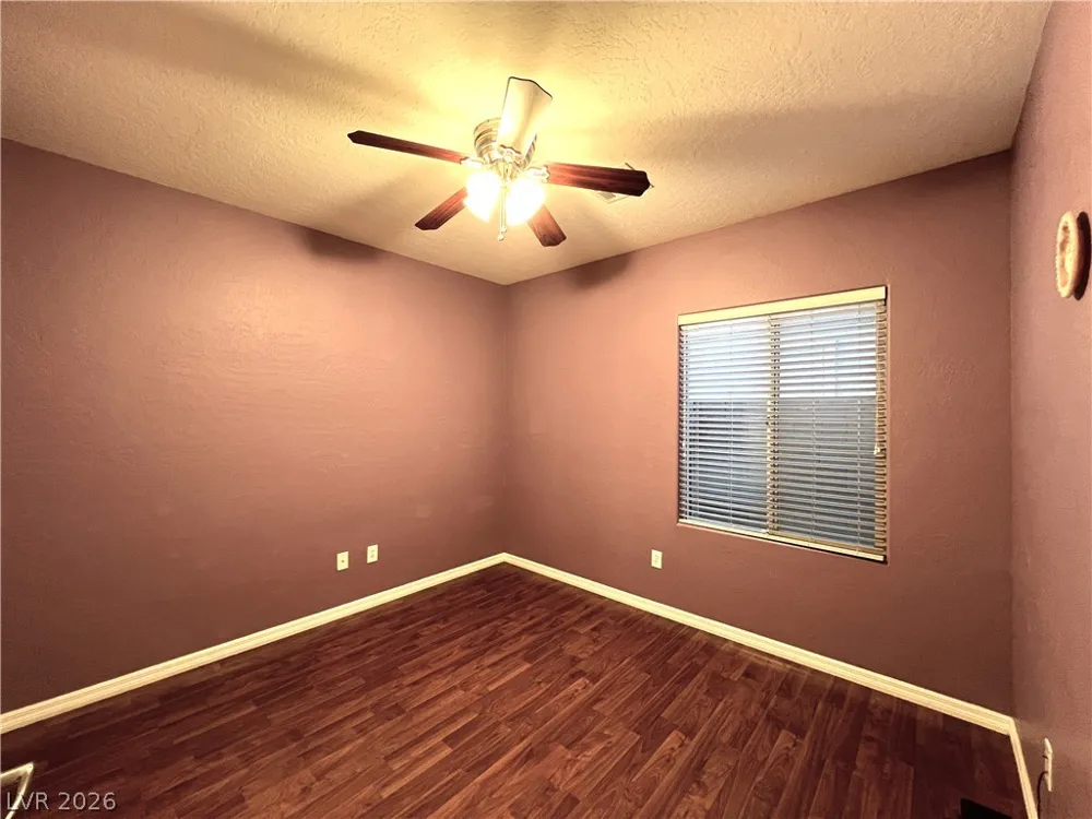 4205 Gliding Gulls Avenue North Las Vegas, NV 89084