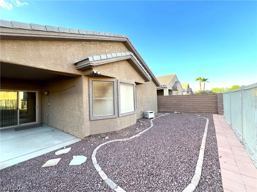 4205 Gliding Gulls Avenue North Las Vegas, NV 89084