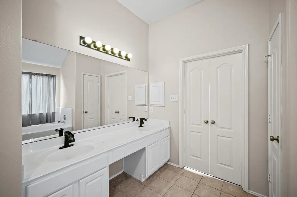 8711 Sandusky Court Tomball, TX 77375