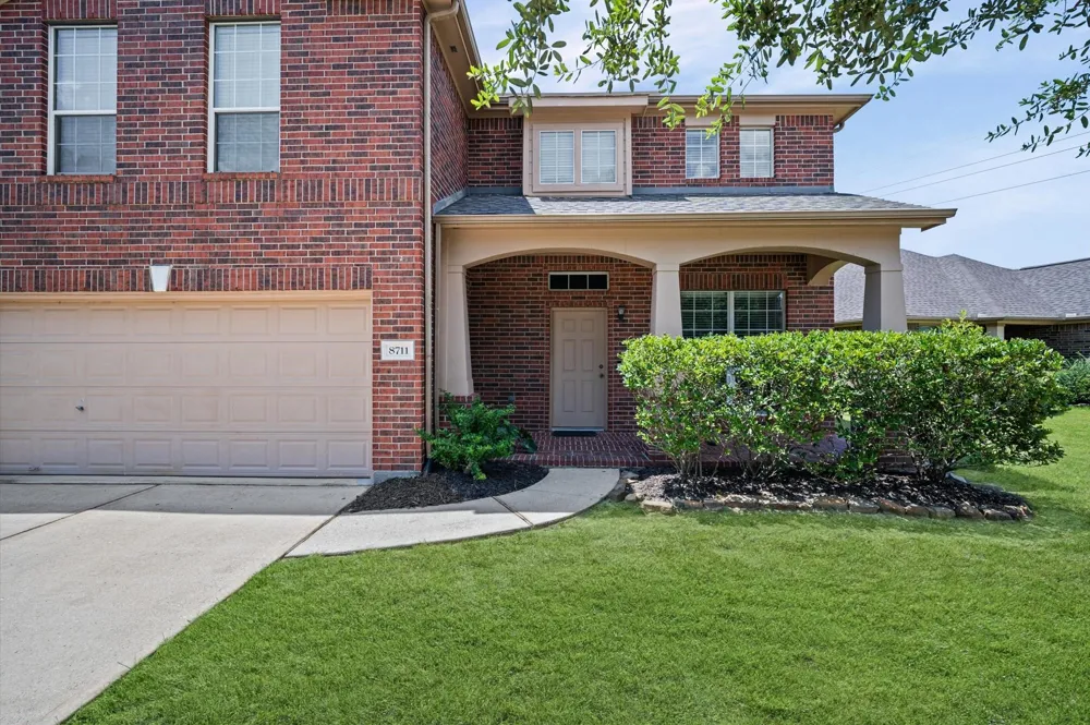 8711 Sandusky Court Tomball, TX 77375