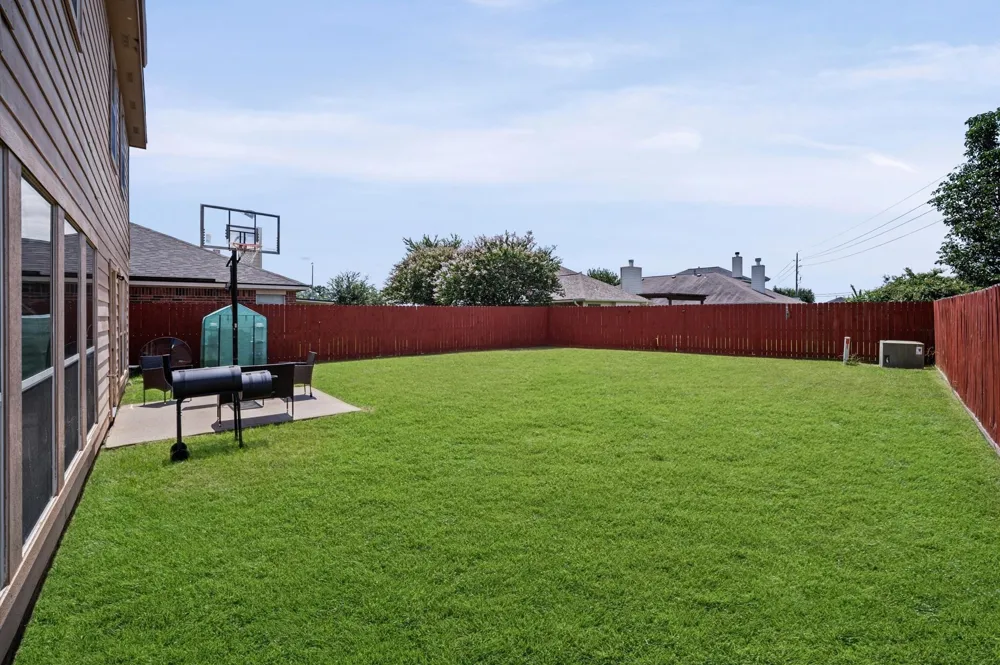 8711 Sandusky Court Tomball, TX 77375