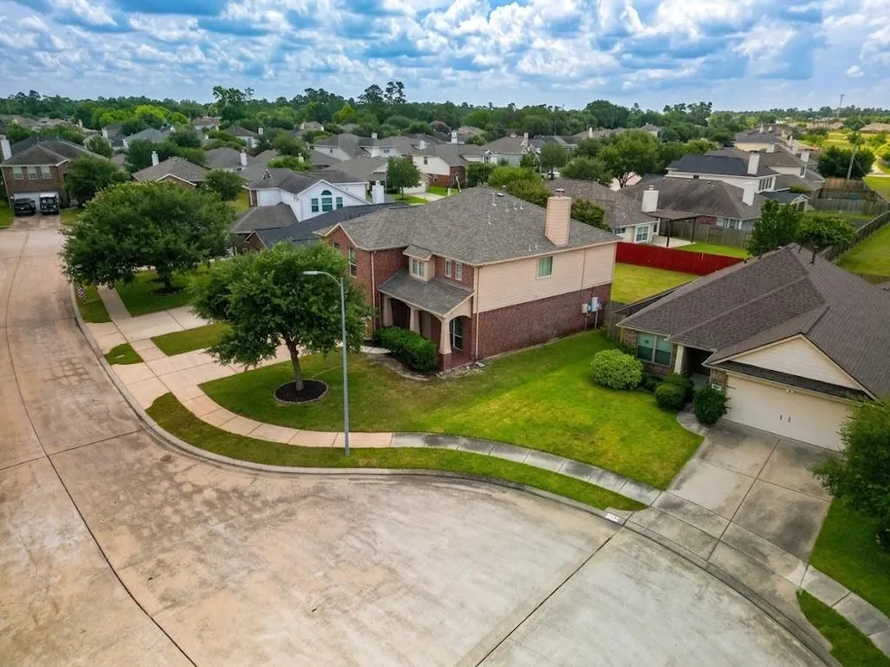 8711 Sandusky Court Tomball, TX 77375