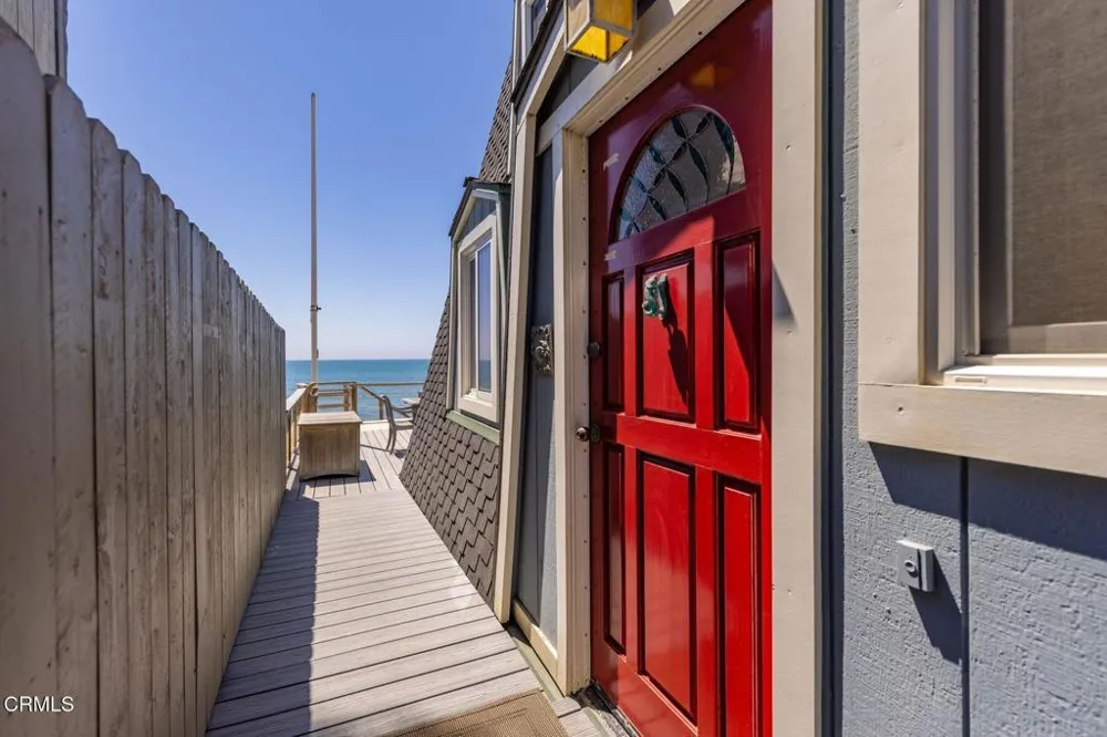 3828 W Pacific Coast Highway Ventura, CA 93001