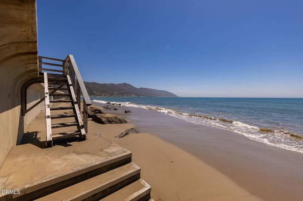 3828 W Pacific Coast Highway Ventura, CA 93001