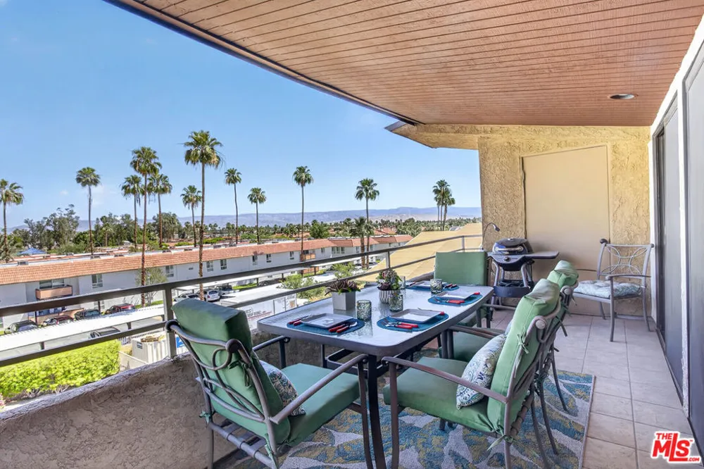 470 S Calle Encilia #B13 Palm Springs, CA 92262