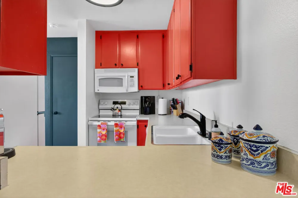 470 S Calle Encilia #B13 Palm Springs, CA 92262