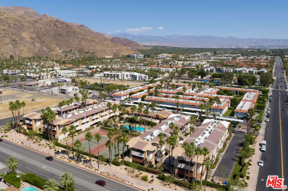 470 S Calle Encilia #B13 Palm Springs, CA 92262