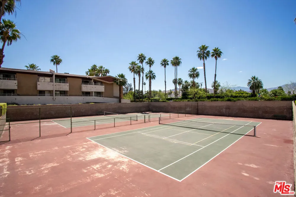 470 S Calle Encilia #B13 Palm Springs, CA 92262
