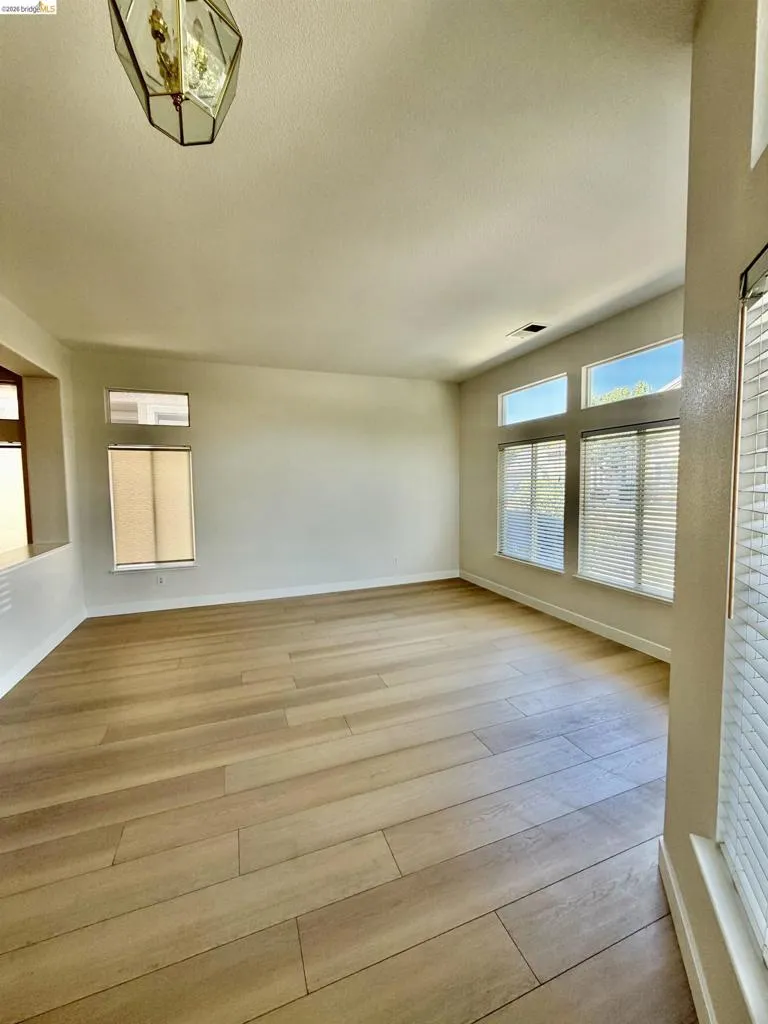 1730 Jubilee Dr Brentwood, CA 94513
