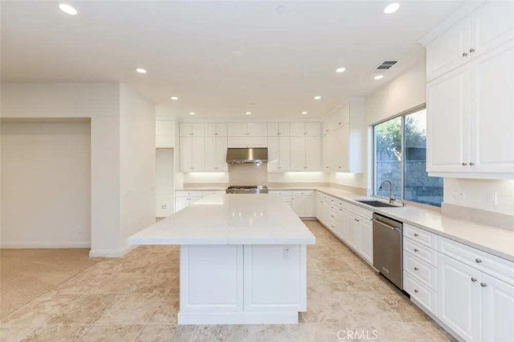 5627 Heritage Oak Dr Lake Forest, CA 92679
