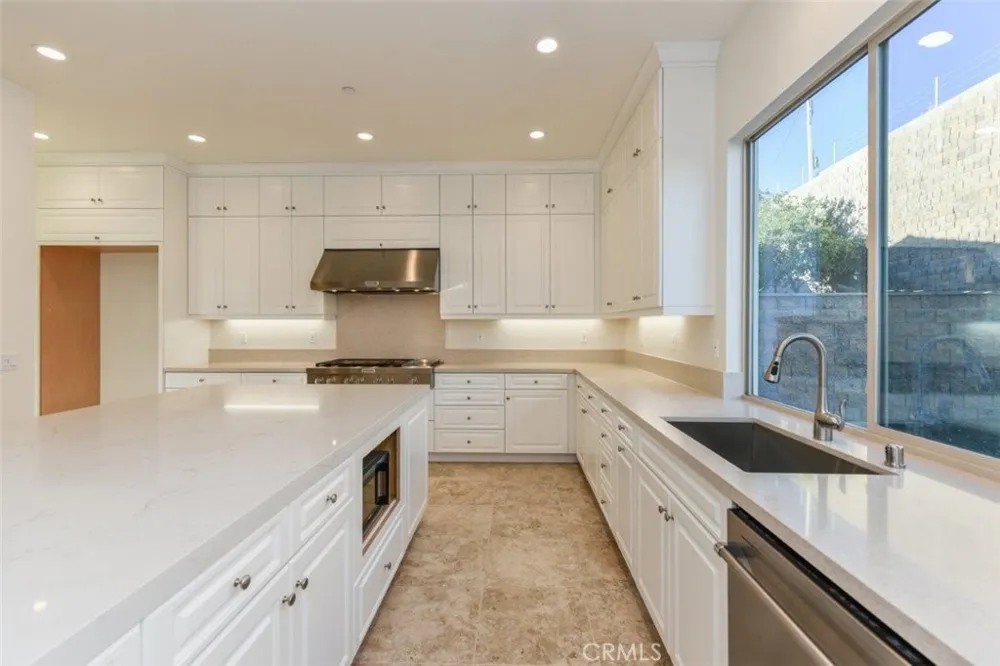 5627 Heritage Oak Dr Lake Forest, CA 92679