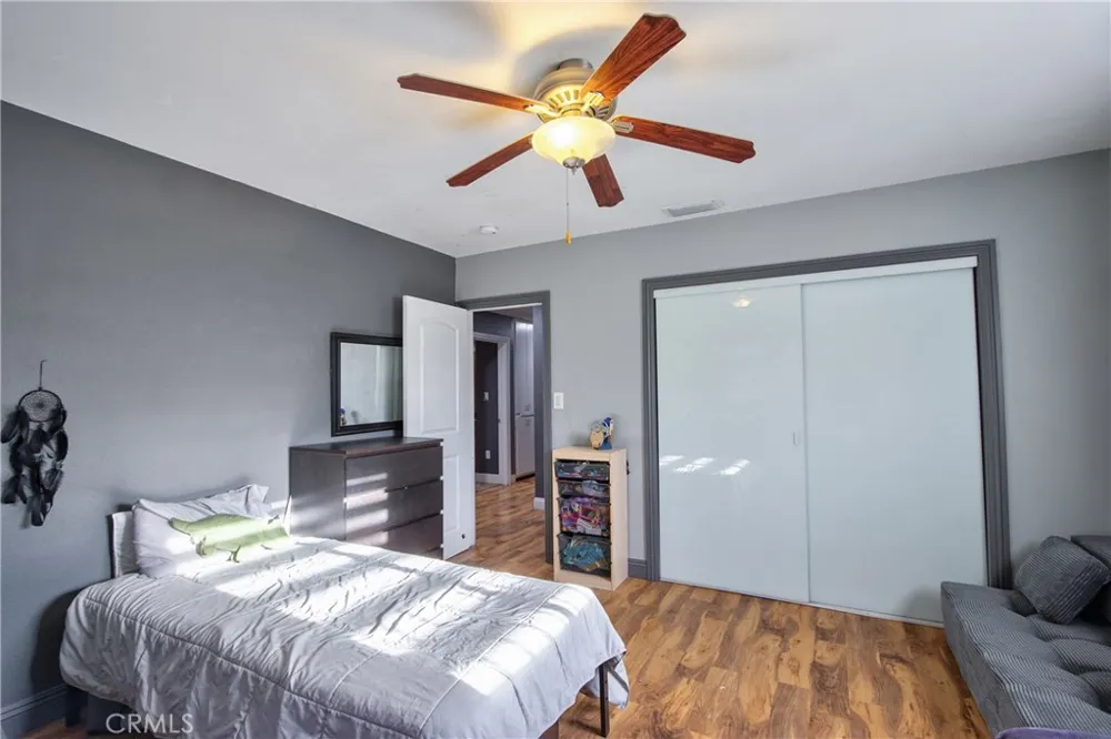 910 W Granada Court Ontario, CA 91762