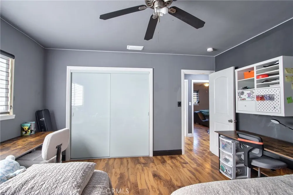 910 W Granada Court Ontario, CA 91762