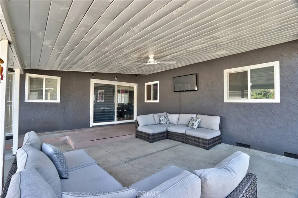 910 W Granada Court Ontario, CA 91762