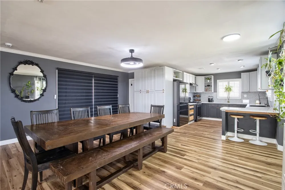 910 W Granada Court Ontario, CA 91762