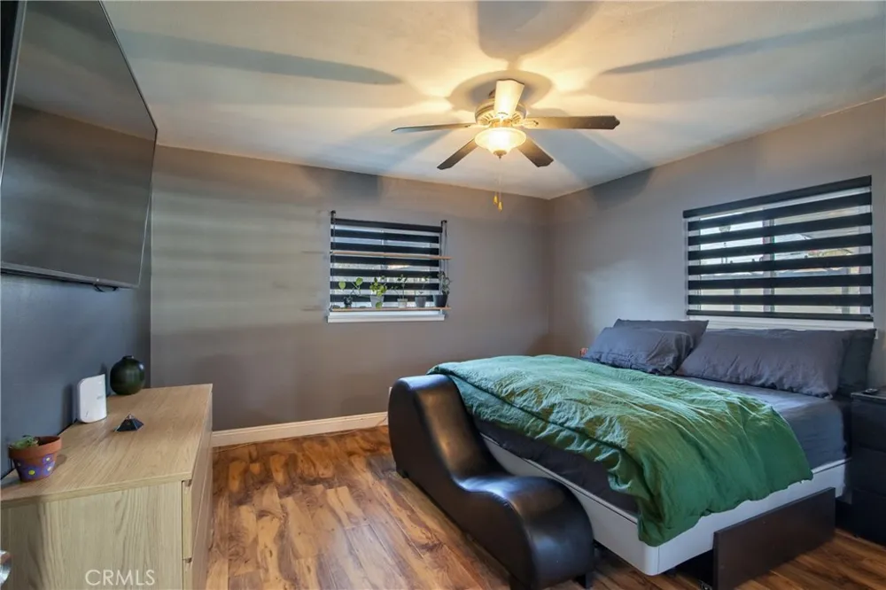 910 W Granada Court Ontario, CA 91762