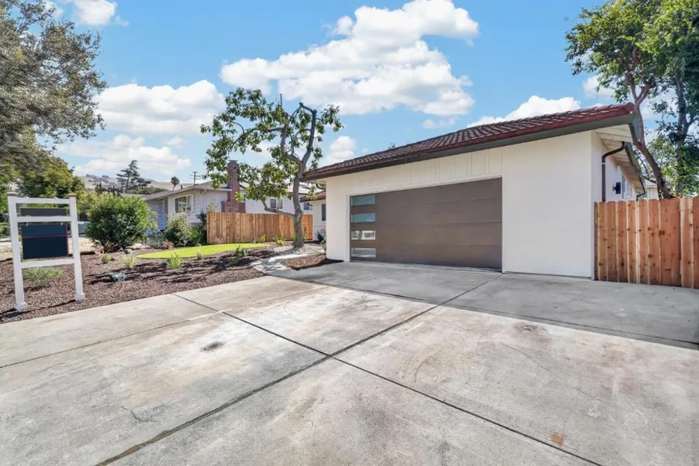 3284 Mattos Avenue San Jose, CA 95132