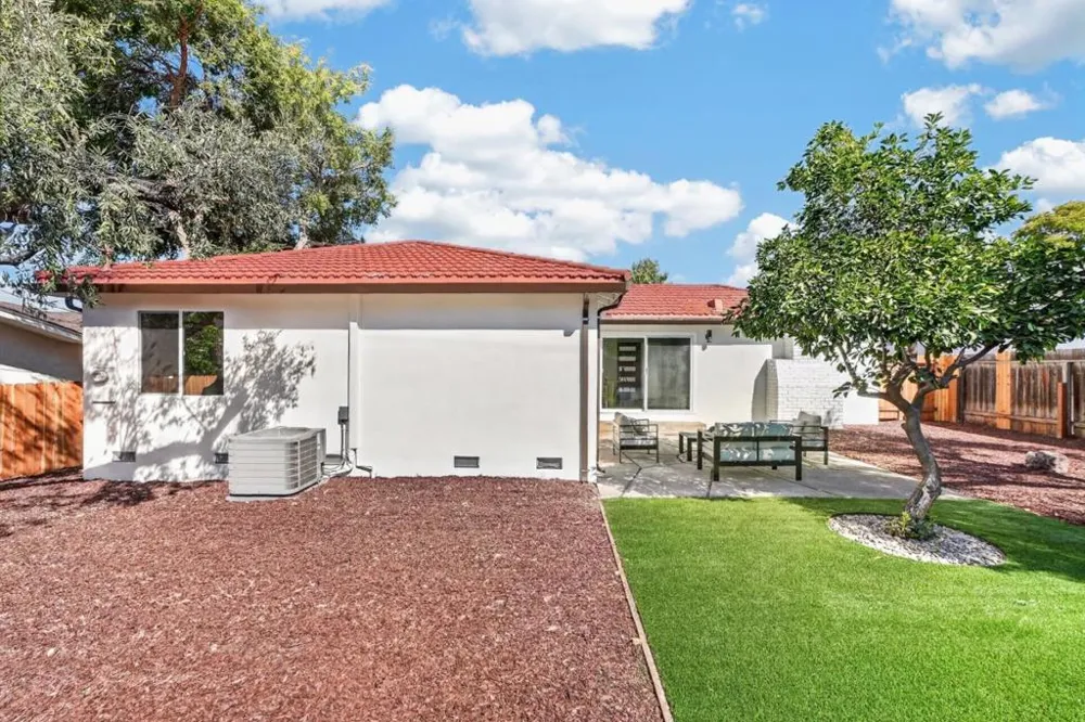 3284 Mattos Avenue San Jose, CA 95132