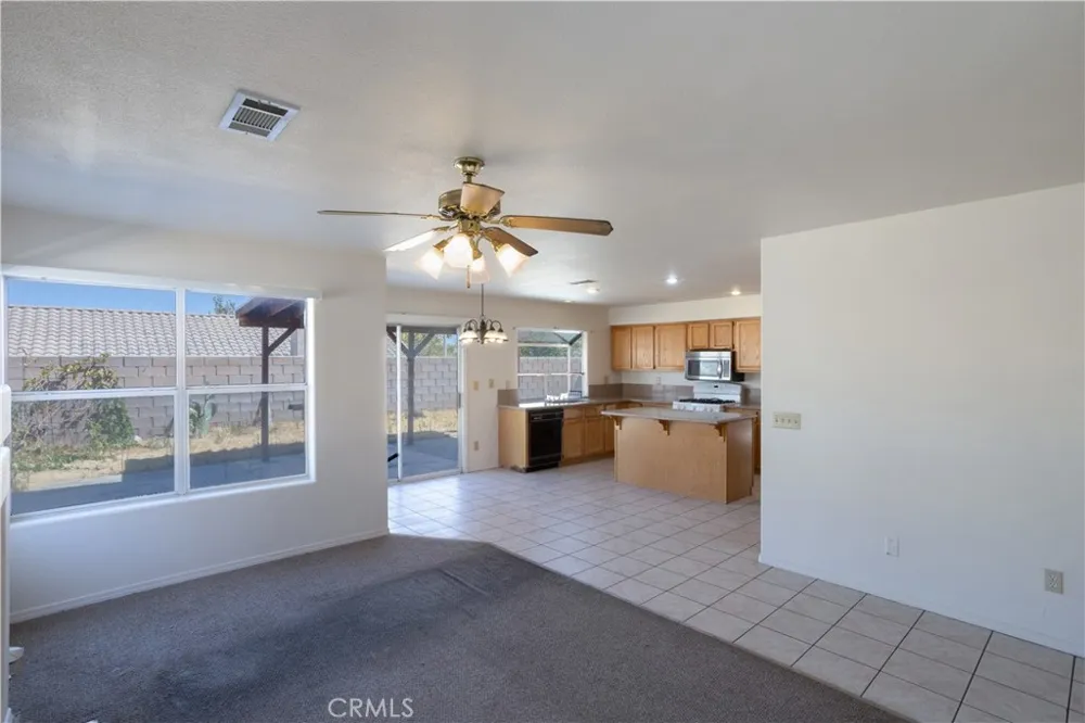 6055 Lisbon Ct Palmdale, CA 93552