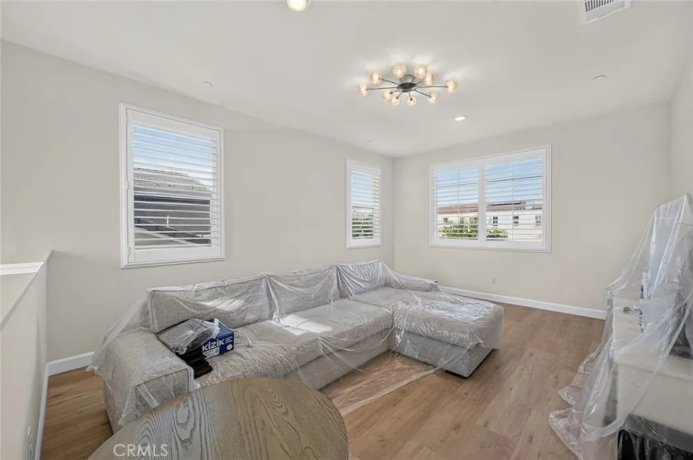 4060 S Bowery Ontario, CA 91761