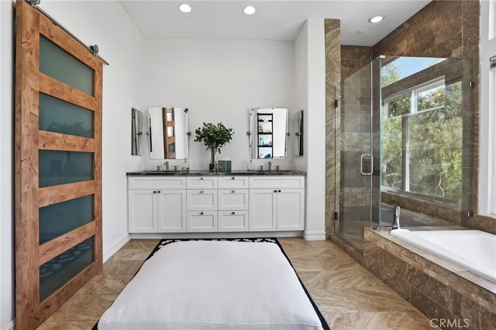 5 Mountain Gate Coto de Caza, CA 92679