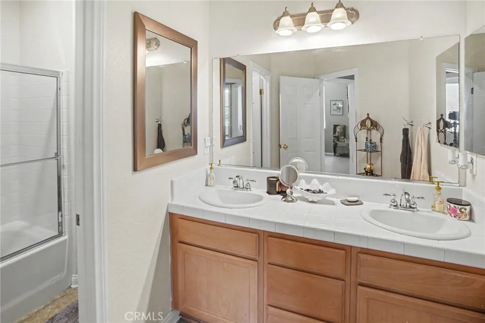 528 S X Lompoc, CA 93436