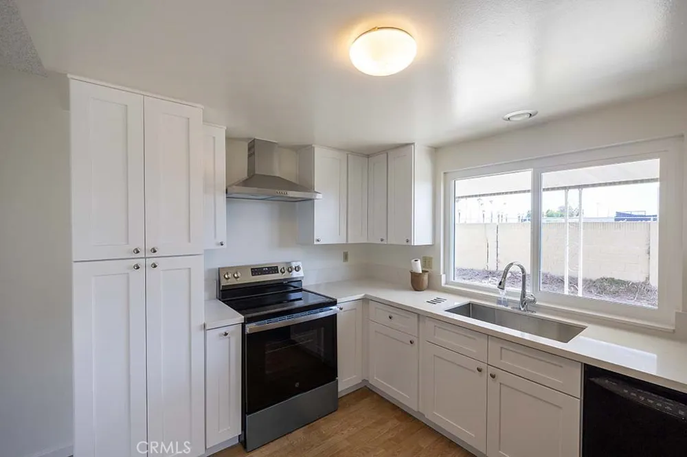 1854 W Skywood Brea, CA 92821
