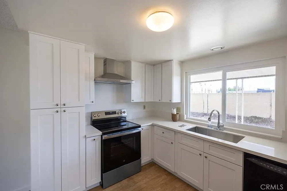 1854 W Skywood Brea, CA 92821