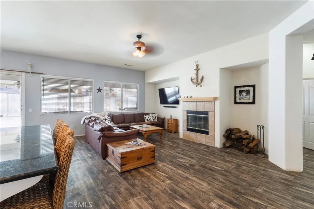 34542 Katrina Acton, CA 93510