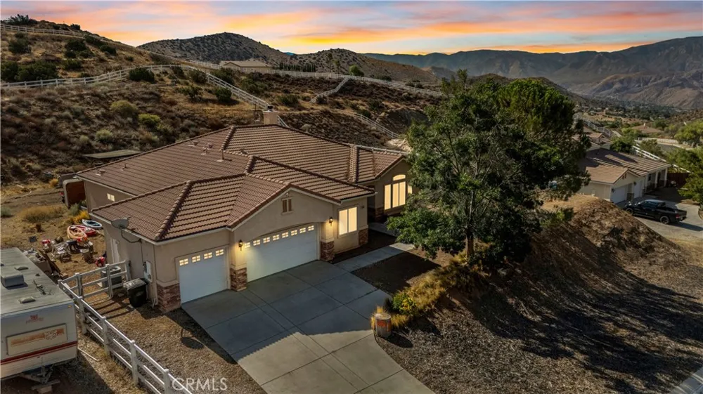 34542 Katrina Acton, CA 93510