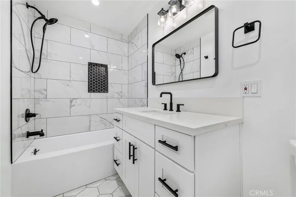 5706 Burnet Avenue Van Nuys, CA 91411