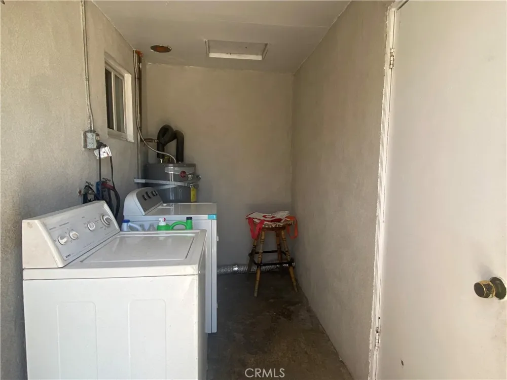 550 Whiteford La Puente, CA 91744
