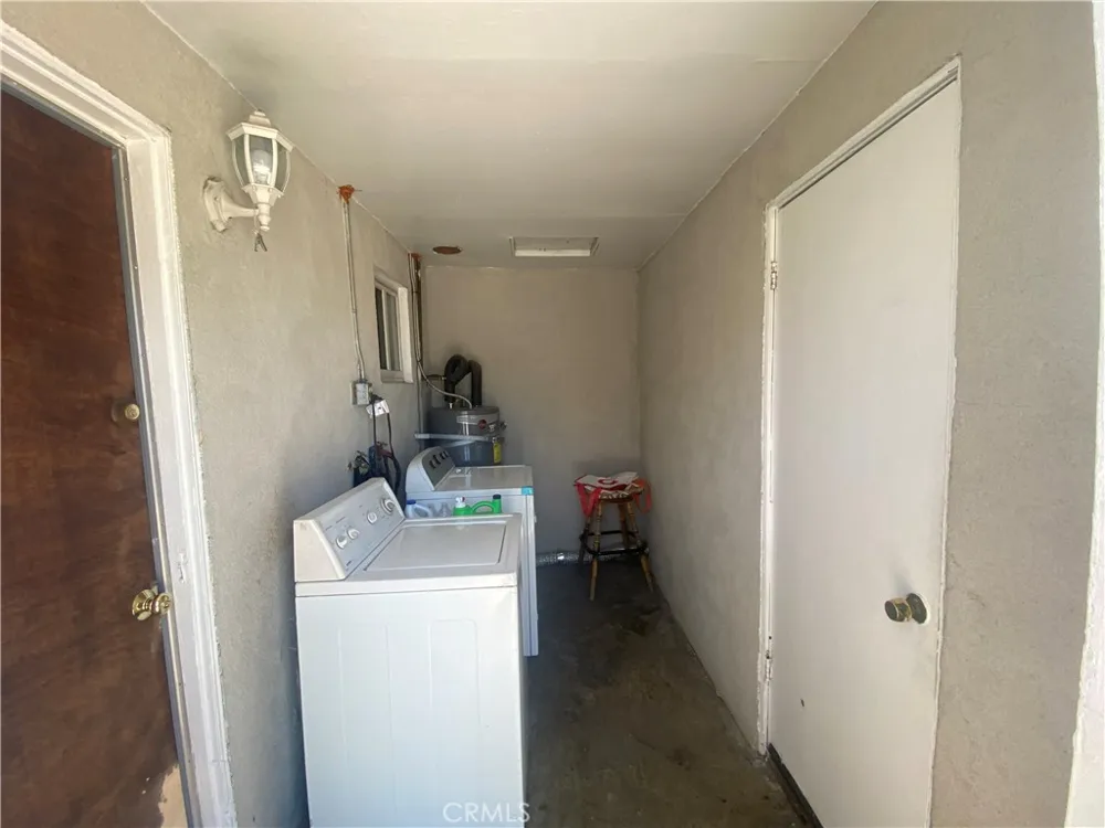 550 Whiteford La Puente, CA 91744