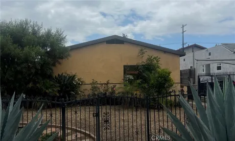 1648 W 85th