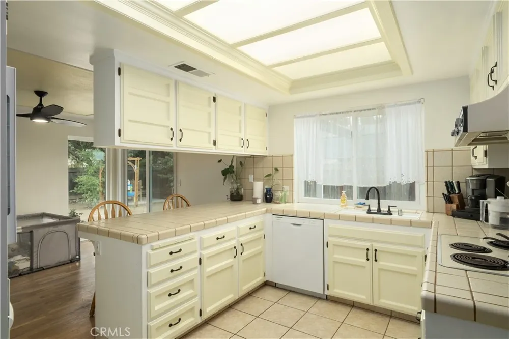 1575 Purvis Clovis, CA 93611