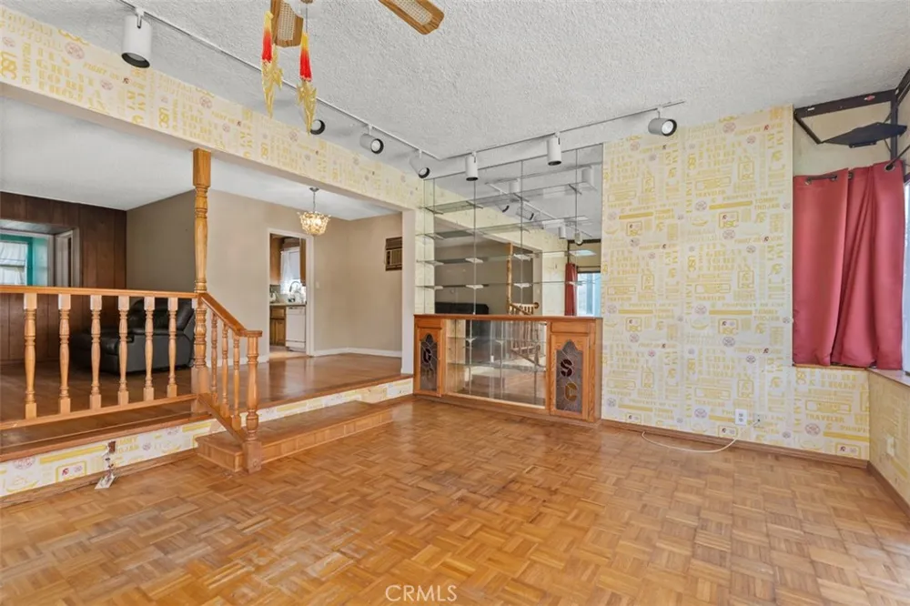 10253 Angell Downey, CA 90242