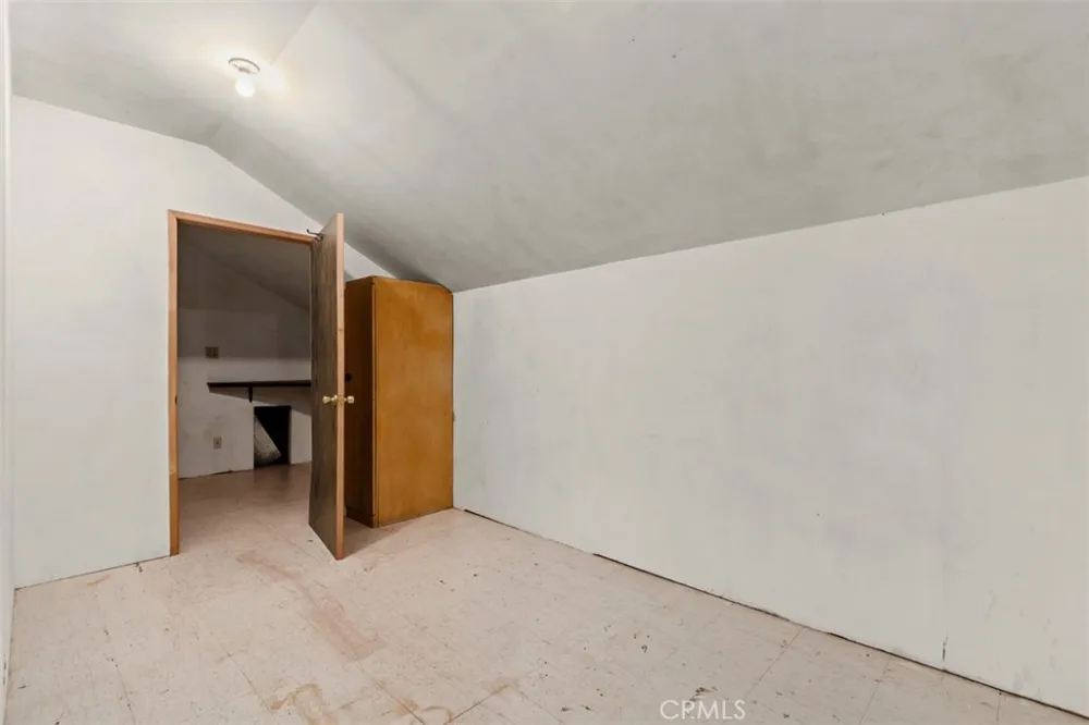 10253 Angell Downey, CA 90242