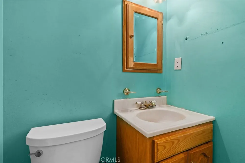 10253 Angell Downey, CA 90242