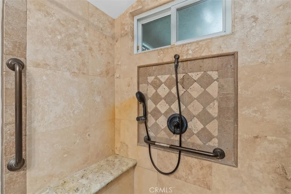10253 Angell Downey, CA 90242