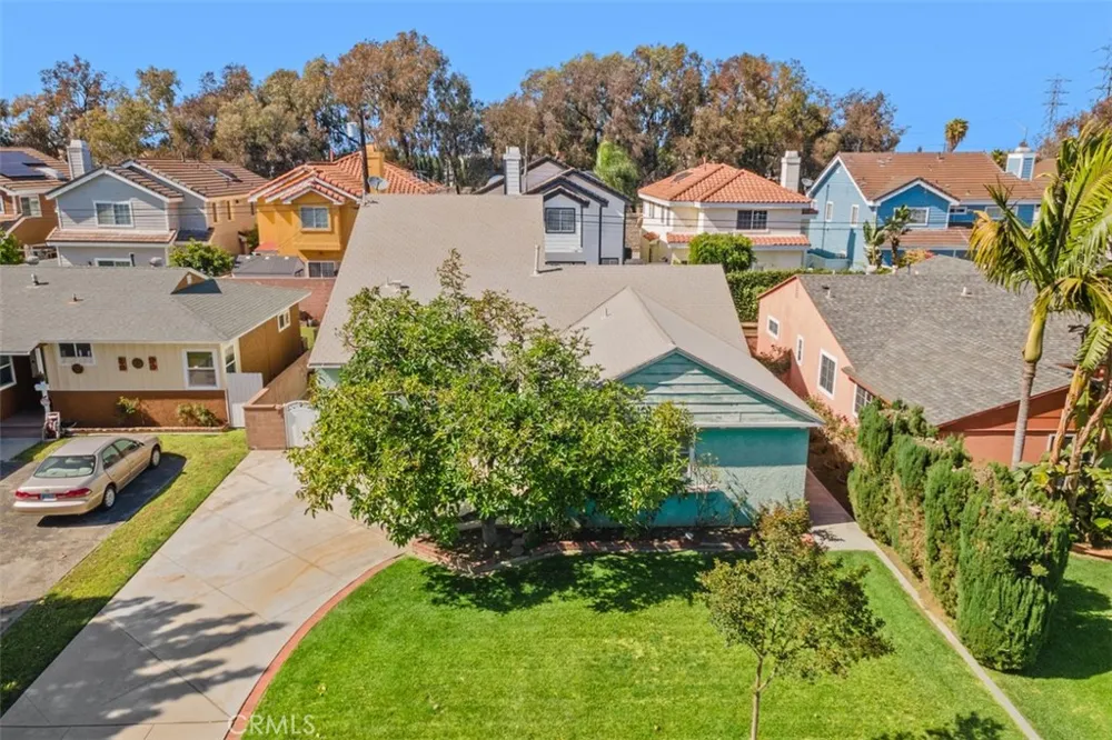 10253 Angell Downey, CA 90242