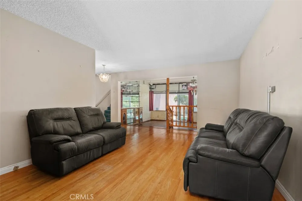 10253 Angell Downey, CA 90242