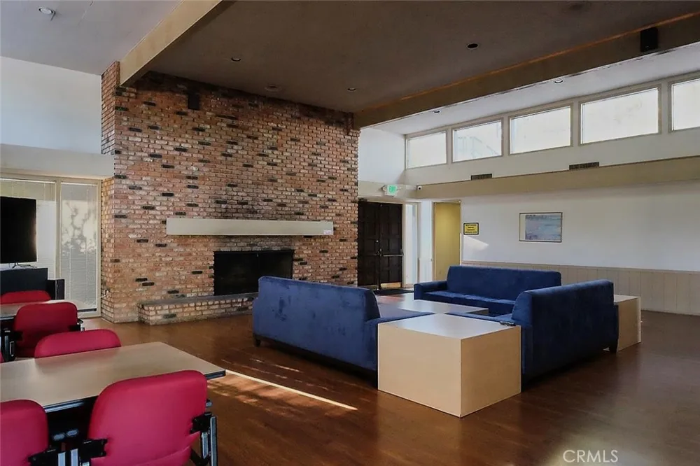3601 W Hidden Lane #121 Rolling Hills Estates, CA 90274