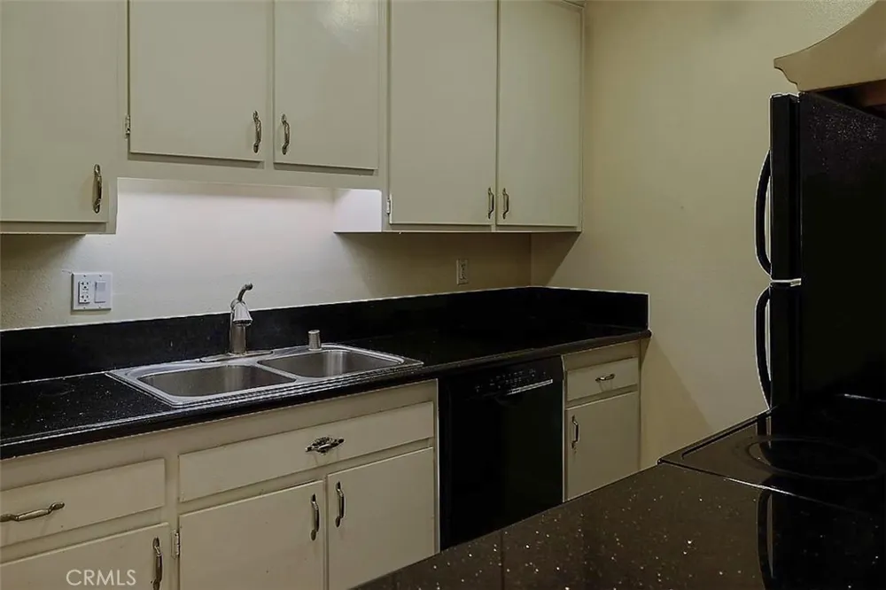 3601 W Hidden Lane #121 Rolling Hills Estates, CA 90274