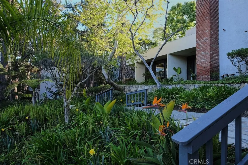 3601 W Hidden Lane #121 Rolling Hills Estates, CA 90274