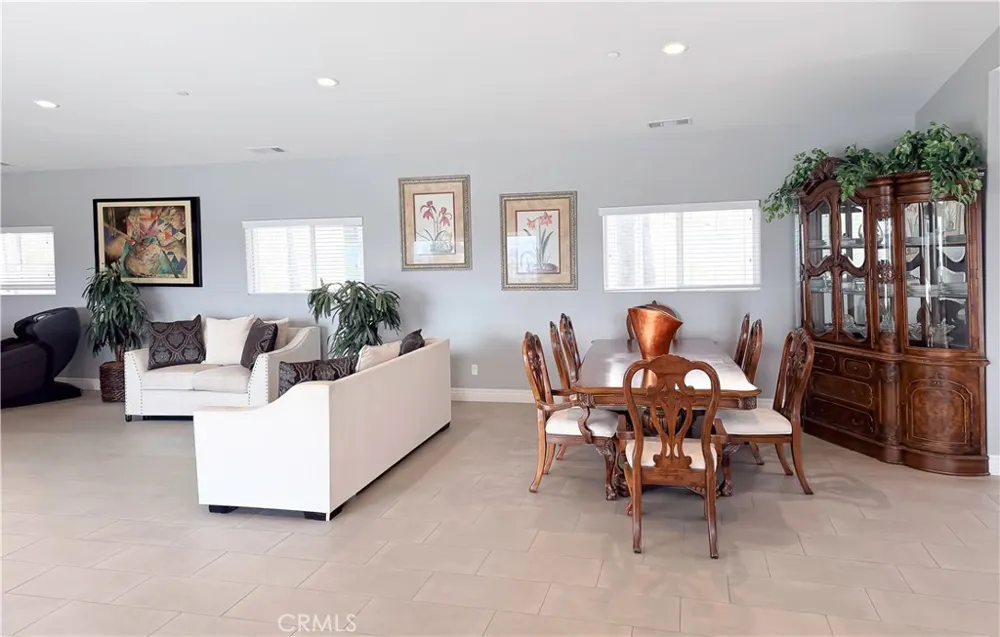 449 Skylark San Bernardino, CA 92405