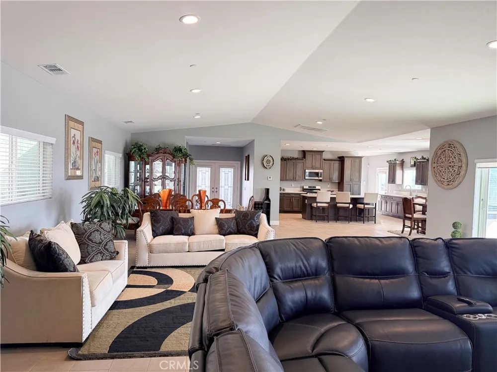 449 Skylark San Bernardino, CA 92405